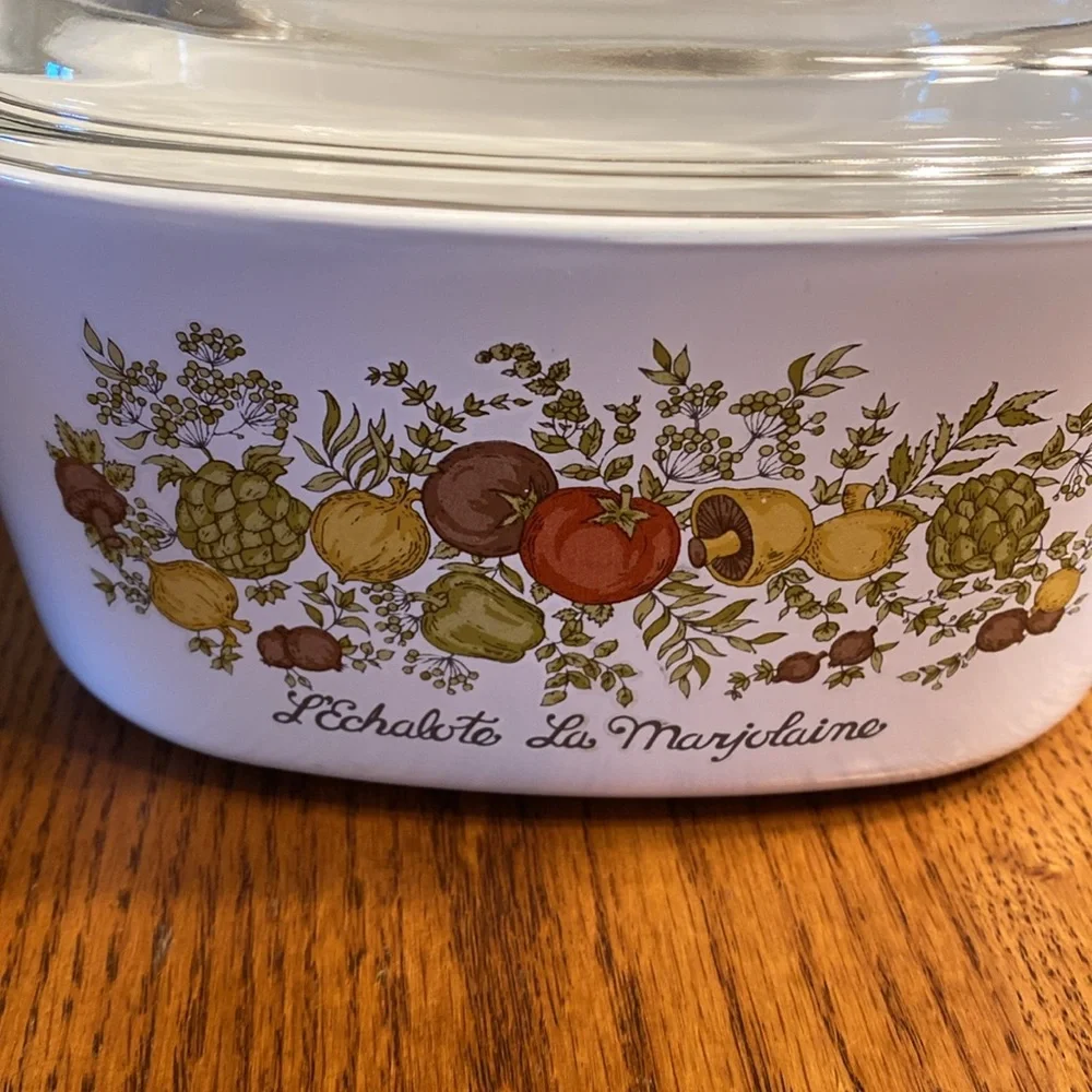 Corning Ware Spice of Life L’Echalote La Marjolaine 3 Qt. A-3-B Casserole Dish